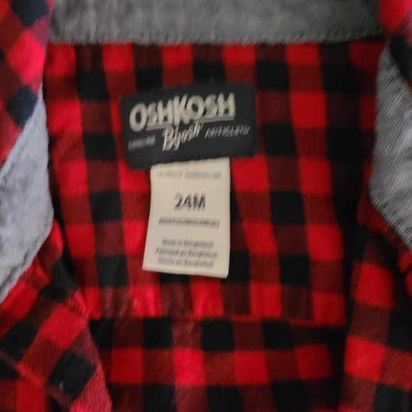 *Sold Elsewhere* 24M Oshkosh Outfit - Picture 3 of 6